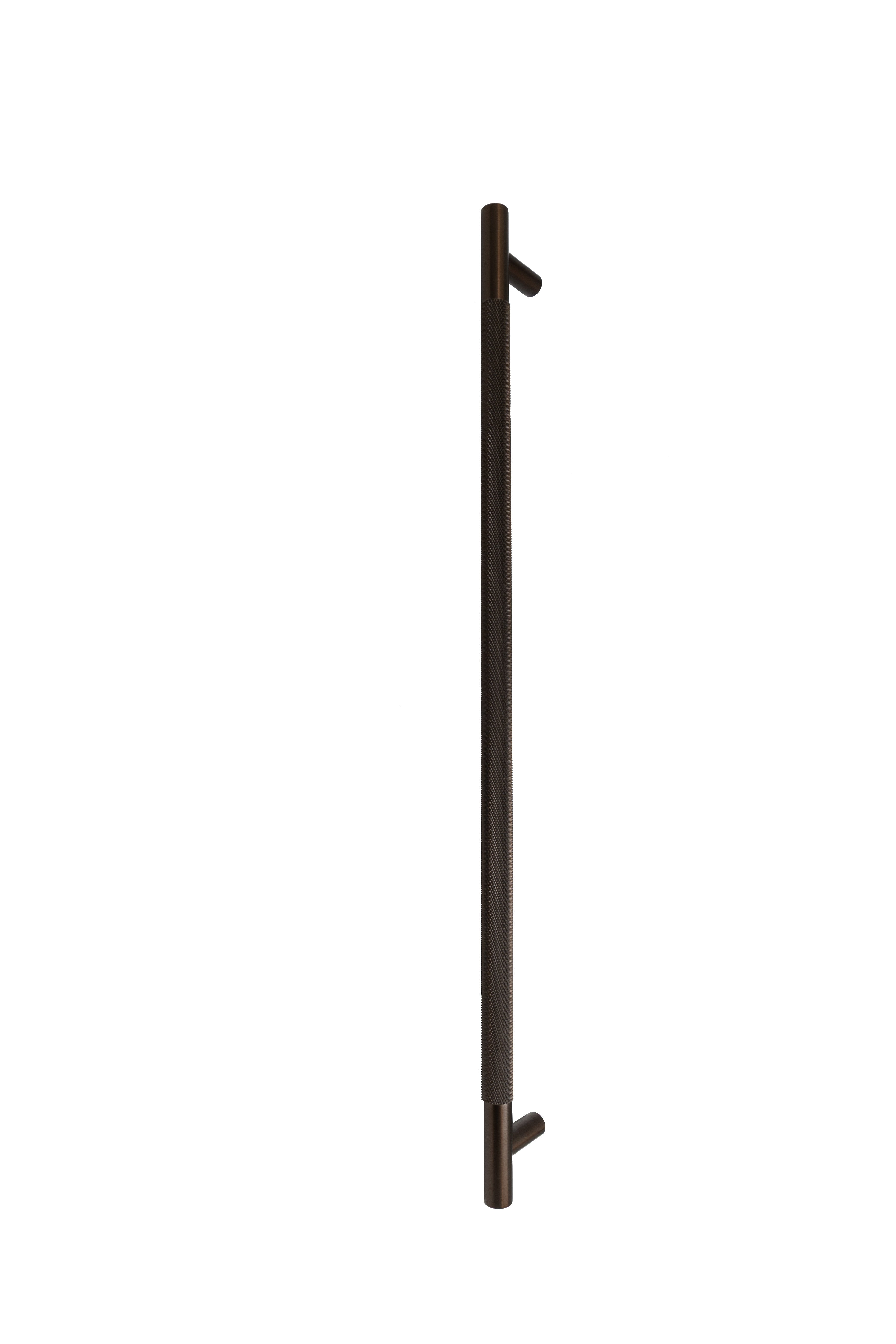 Sento Pull Handle 600mm - Diamond Knurl - Face Fixed - Cocoa Bronze
